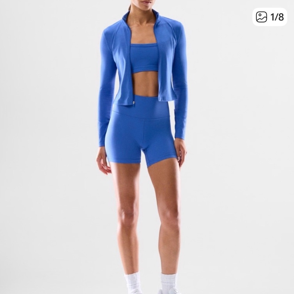 Aritzia golden workout set